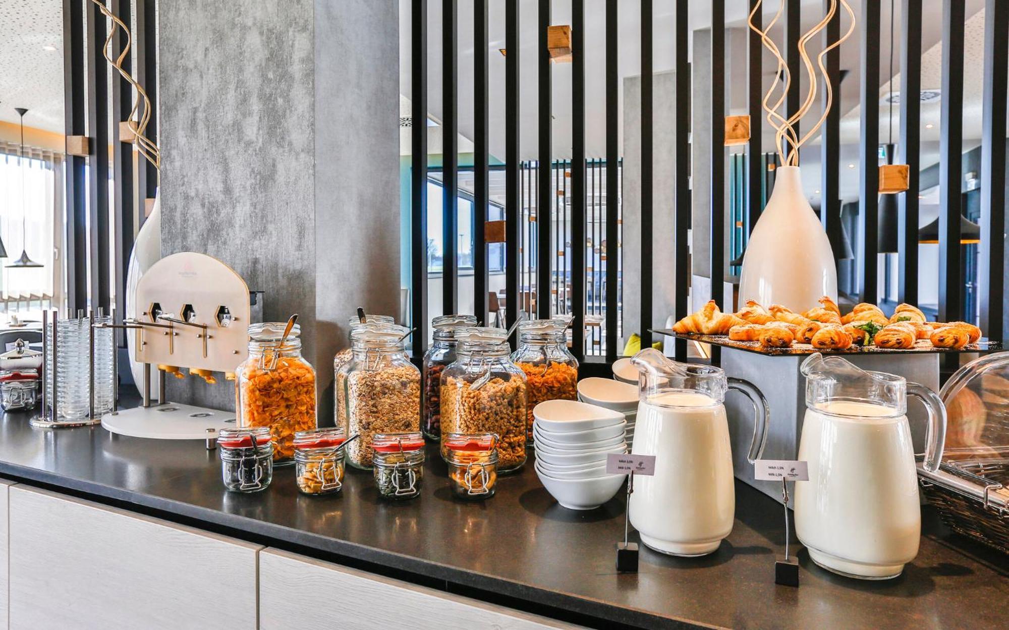 Holiday Inn - Villingen - Schwenningen By Ihg Extérieur photo